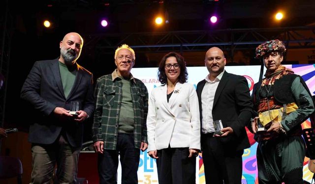 Kültürel miras sahneye taşındı