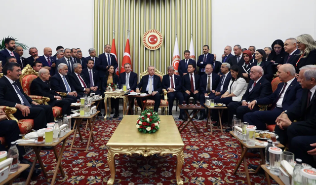 Yıllar sonra yan yana geldiler