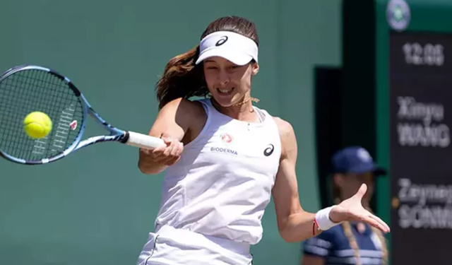 Milli kadın tenisçi Zeynep Sönmez'den erken veda!