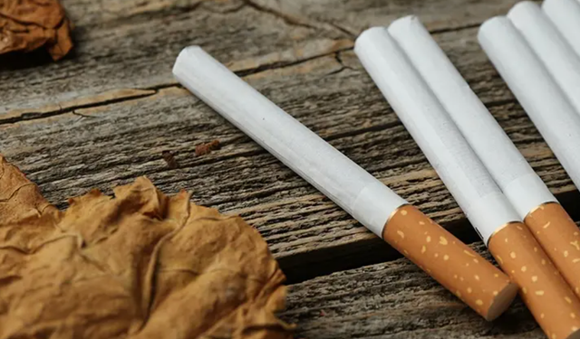 Yine Zam! 1 sigara grubuna daha zam geldi