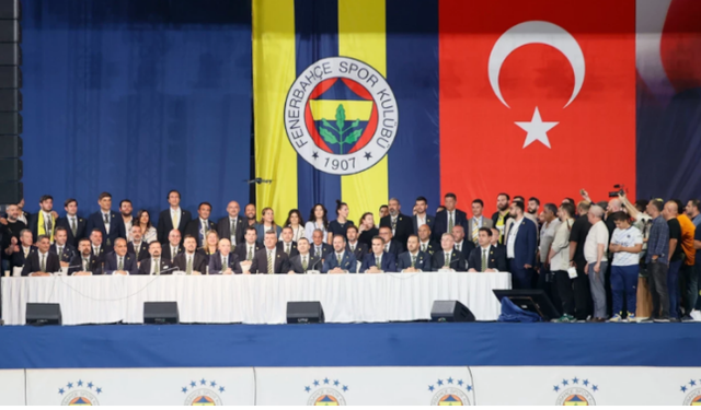 Fenerbahçe Olağanüstü Toplanıyor