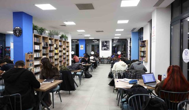Çalışma Salonları Öğrencilerin Yeni Yaşam Alanı Oldu
