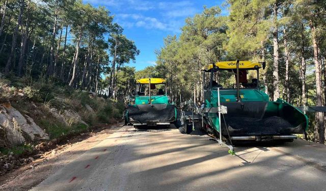 Büyükşehir, Ölüdeniz yolunu yeniliyor