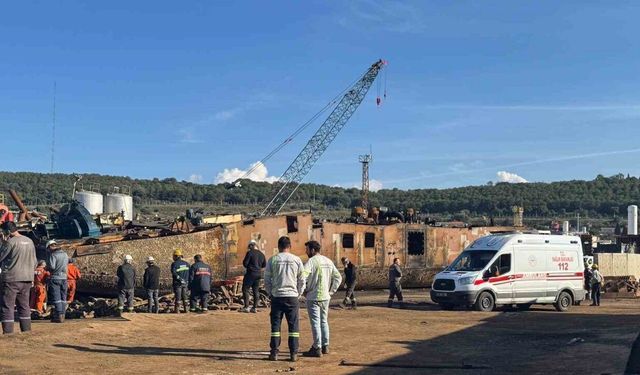 Üzerine parça düşen işçi hayatını kaybetti