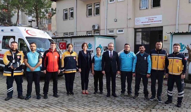 İl Sağlık Müdürü Şenkul UMKE ekibiyle bir araya geldi