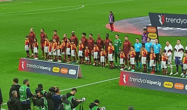 Şehitlerimizin çocukları, Galatasaray'ın onur konuğu oldu