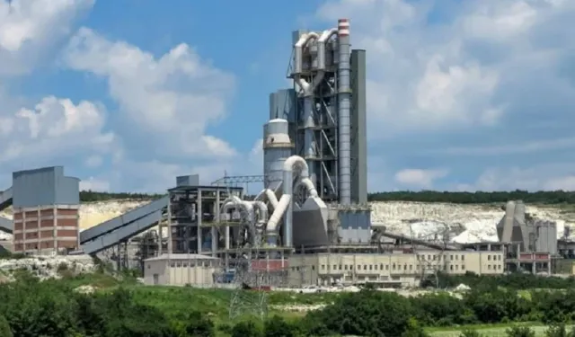 Yunanlar 190 milyon dolara Türk devini satın aldı