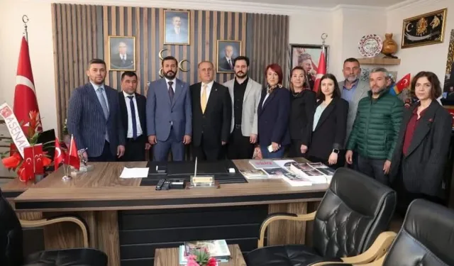 MHP İncirliova’dan Cihangiroğlu’na ‘hayırlı olsun’ ziyareti