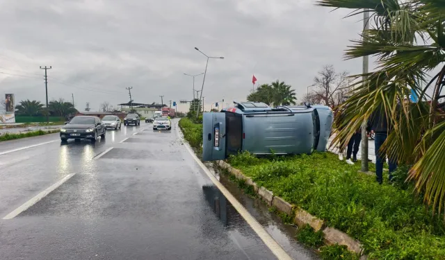 Elektrik direğine çarparak durabildi