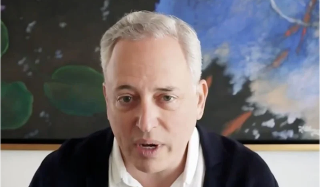 Beyaz Saray'da Çatlak Ses