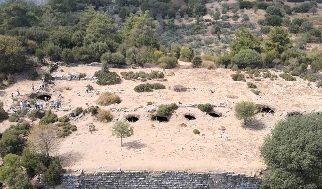 Aydın'ın 'öksüz' antik kenti Amyzon