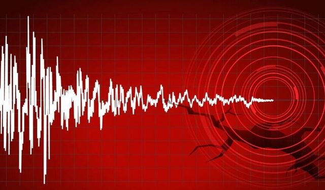 Sabaha Karşı Deprem Paniğe Neden Oldu