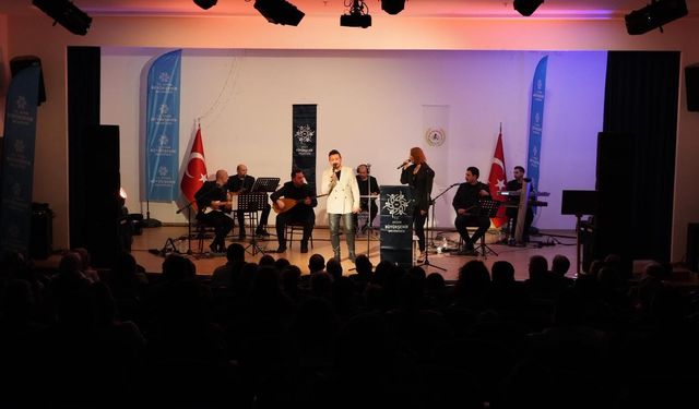 ‘Anadolu’dan Türküler’ İncirliova’yı Buluşturdu