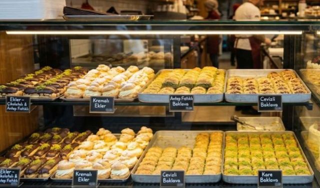 400 Şubeli Tatlıcı Devi İflas Etti