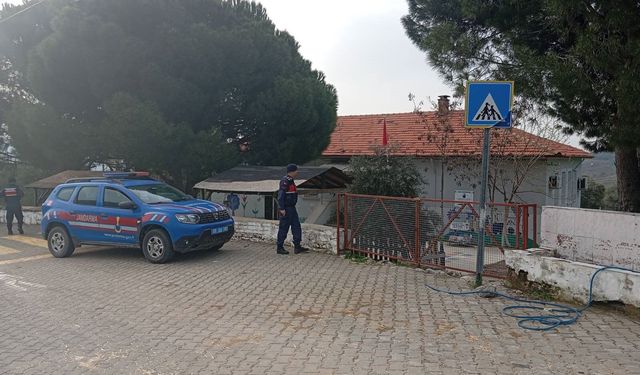 Jandarmadan Okul Çevresine Sıkı Denetim