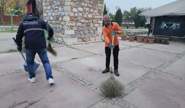 Nevzat Biçer’de Temizlik Çalışmaları