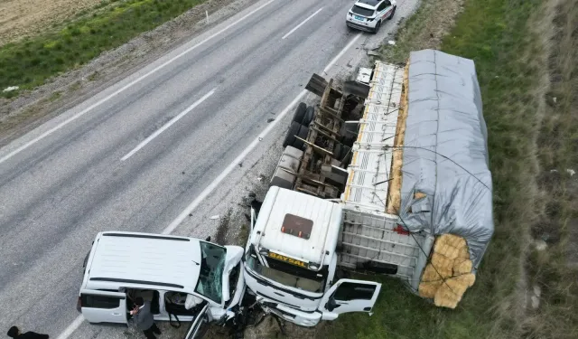 3 Araç Çarpıştı, Facia Kıl Payı Atlatıldı