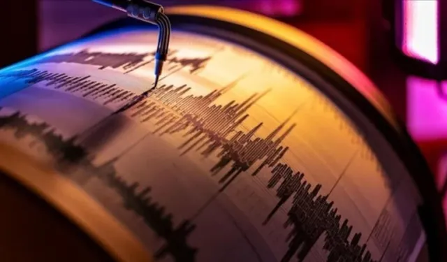 Akşam Saatlerindeki Deprem Korkuttu