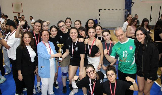 ADÜFEST’e Kupa Şenliği