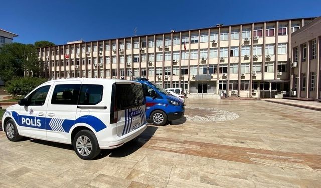 15 Yıl Hapis Cezasıyla Aranıyordu, Yakalandı