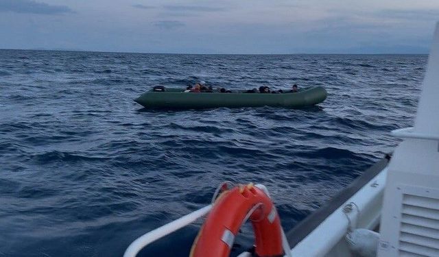 11 Düzensiz Göçmen Kurtarıldı