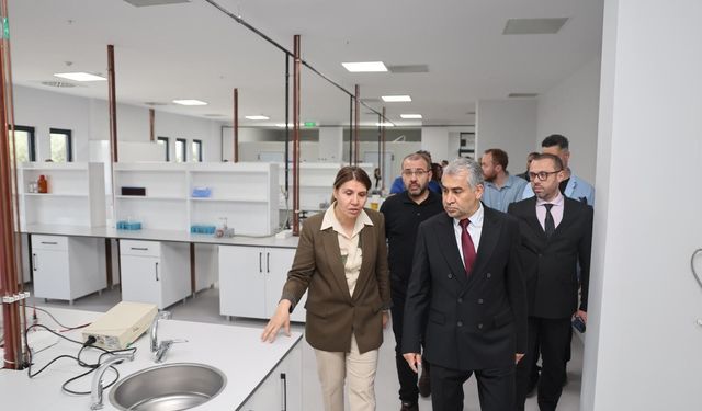 ADÜ’de Bilimsel Altyapıya Yakın Takip