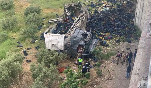 Tatilin İlk Gününde Yollar Kana Bulandı
