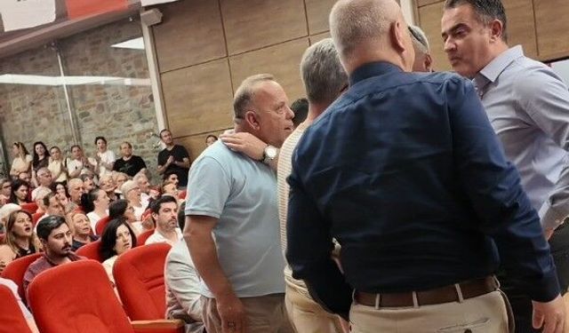 CHP’nin Beraberlik Toplantısından Ayrılan Başkan Arıcı'dan Açıklama