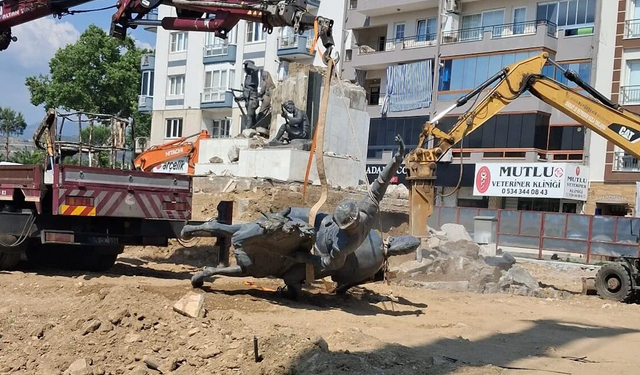 İncirliova'nın 36 Yıllık Simgesi Kaldırıldı