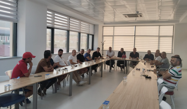 Genç Kramponların Geleceği Masaya Yatırıldı