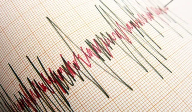 Korkutan Deprem! Çevre İllerde de Hissedildi