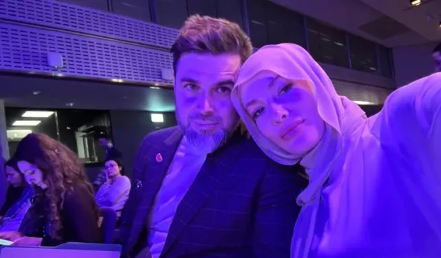 Eşi Aşkını Haykırdı