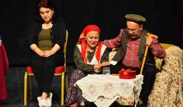 Efeler'de 'Karar anı' tiyatro oyunu sahnelenecek