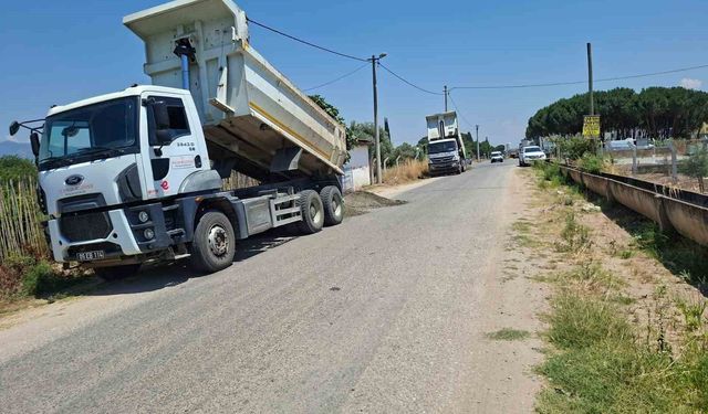 Şehir Hastanesi Yolunda Efeler Belediyesi’nden Mesai