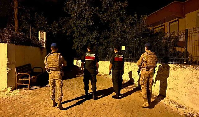 Bozdoğan'da jandarmadan gece denetimi