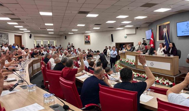 Aydın Büyükşehir’de "Yetki" Savaşı Çıktı, Tansiyon Yükseldi!