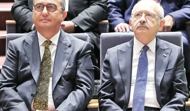 Tezcan’dan yeni parti sinyali