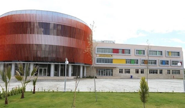 LGS'de İncirliova'dan çifte Türkiye başarısı