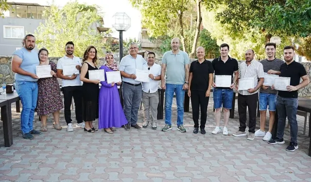 Germencikli 16 esnaf lise mezunu oldu