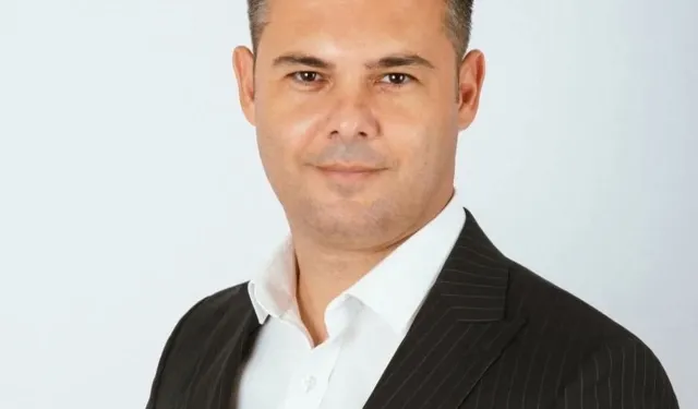 İYİ Partili Başkan Alp'ten dikkat çeken siyaset çıkışı