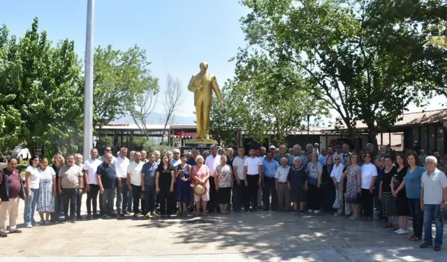Karacasu’da CHP’den toplu istifa