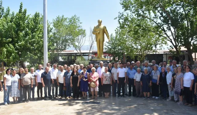 Karacasu'da YENİ Parti'ye yoğun ilgi: 81 Yaşında ilk kez üye oldu