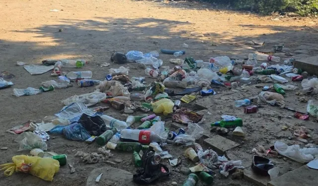 Kuşadası'nda çöp isyanı