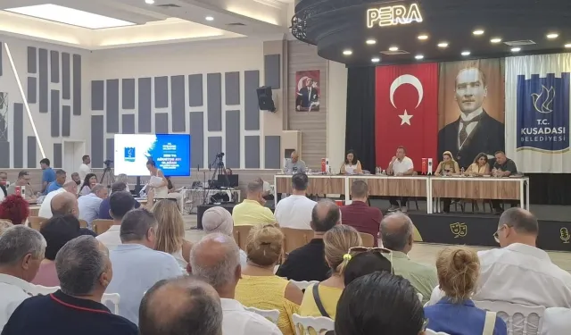CHP'li meclis üyelerinden 'Partimde kalıyorum' açıklamaları geldi