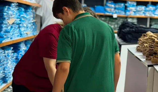 Didim’de eğitime destek kampanyası: “Bir öğrenci de sen giydir”