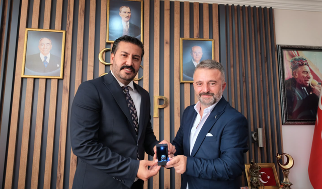 MHP Kuşadası’ndan İl Başkanı Cihangiroğlu’na Ziyaret