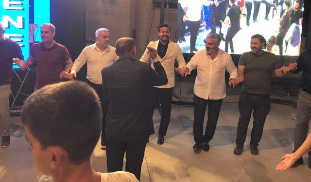 Başkan Cihangiroğlu genç çiftin mutluluğuna ortak oldu