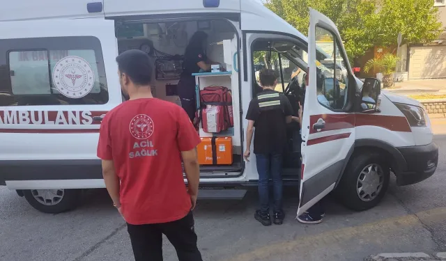 Efeler'de iki motosiklet çarpıştı!