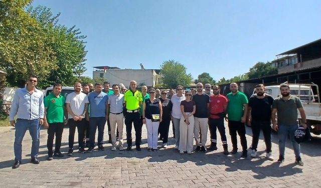 Şoförlere trafik eğitimi verildi