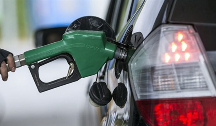 Motorin ve benzine indirim geldi